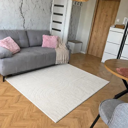 Modern Zakole *